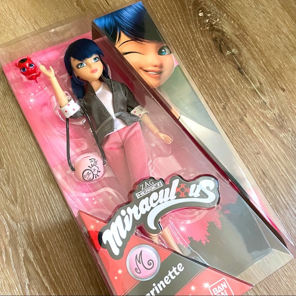Miraculous Ladybug - Marinette - Picture 2 of 2